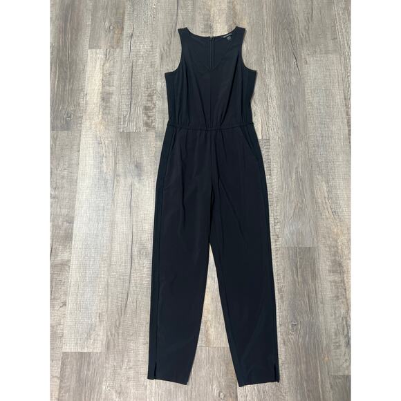Athleta Brooklyn Ankle Jumpsuit Size 2 Black Sleeveless Pockets Athleisure - Picture 3 of 13